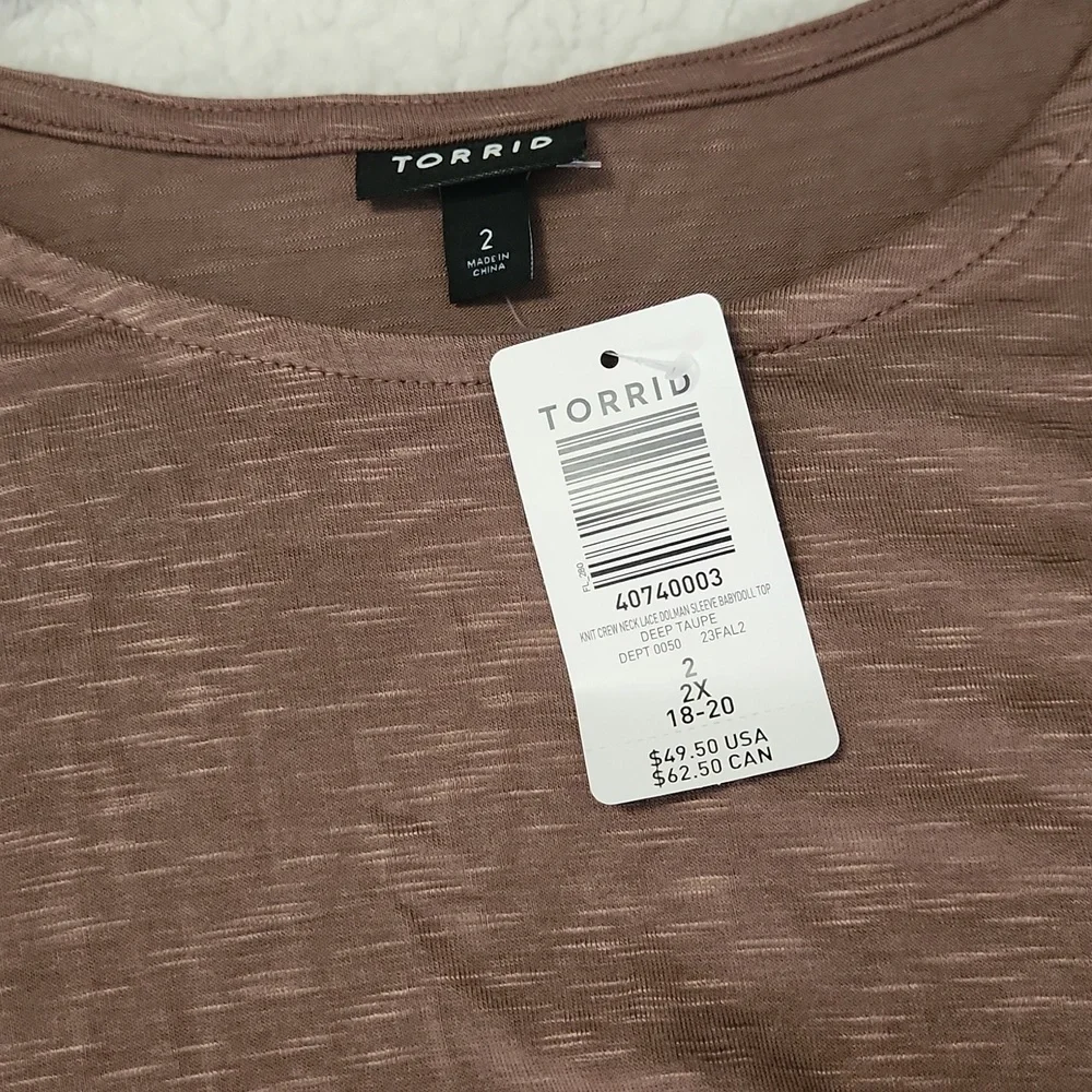 SOLD NWT Torrid brown blouse Size 2 - Picture 2 of 4